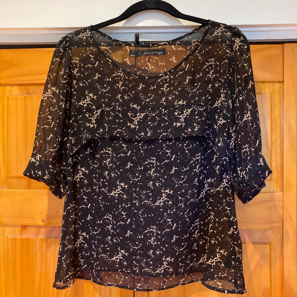 Patterson J Kincaid Black and Tan Print Flowy Sheer Blouse Top Size XS